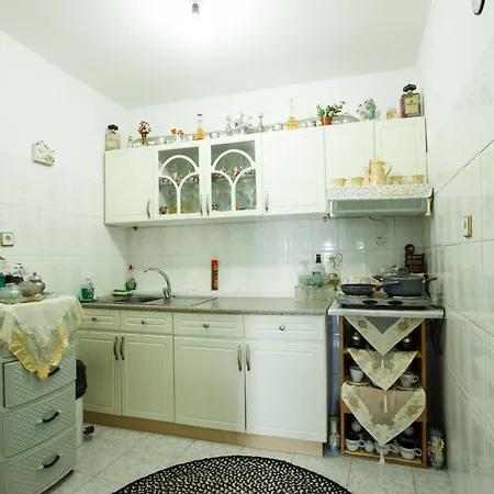 Leka Ferienhaus Gjirokastër