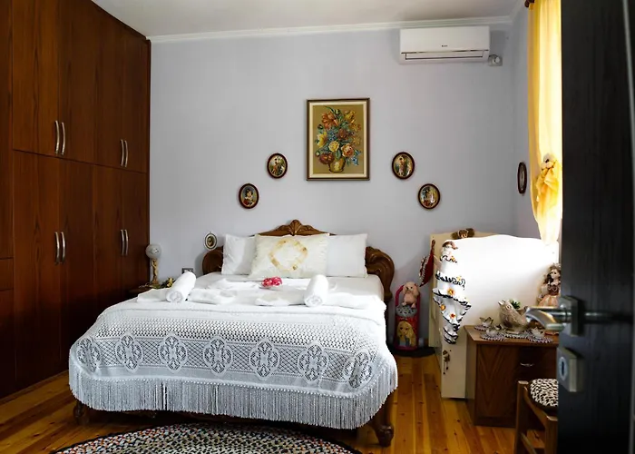 Leka * ジロカストラ