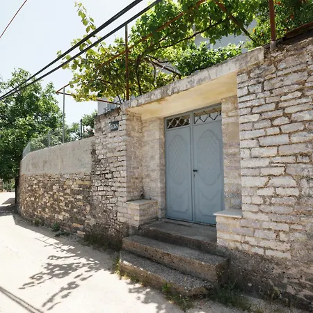 Holiday home Leka